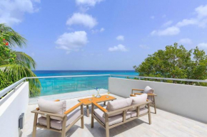 Contemporary 4 Bedroom Beachfront Villa